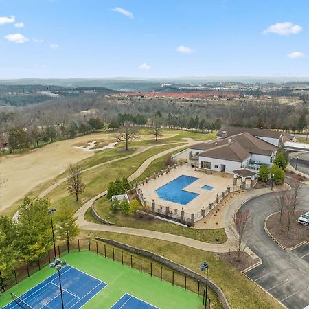 Personal Getaway. Golf Resort Gem. Great Location! Бренсън Екстериор снимка