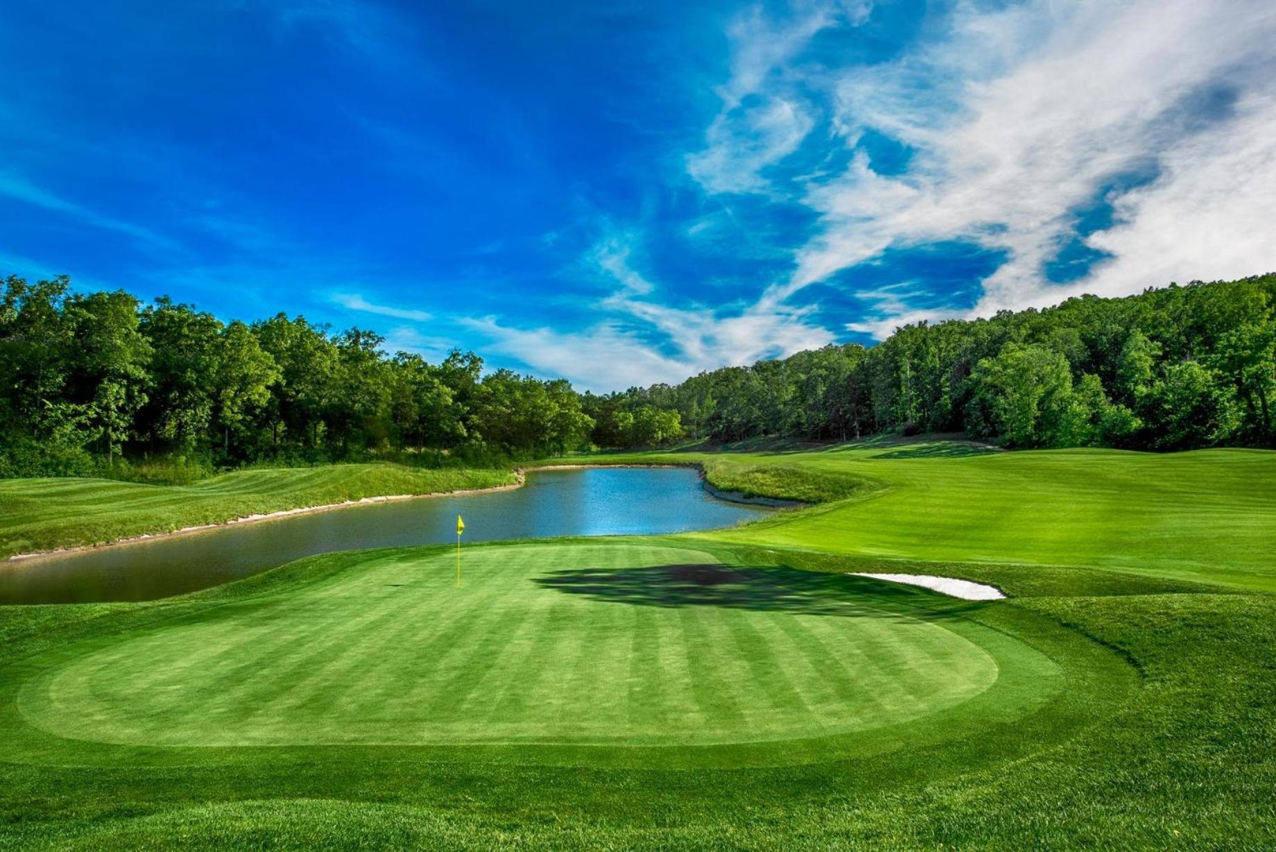 Personal Getaway. Golf Resort Gem. Great Location! Бренсън Екстериор снимка