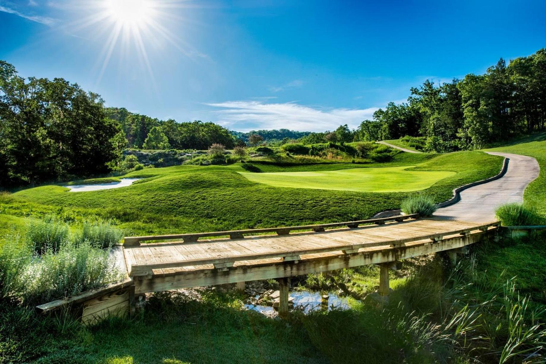Personal Getaway. Golf Resort Gem. Great Location! Бренсън Екстериор снимка